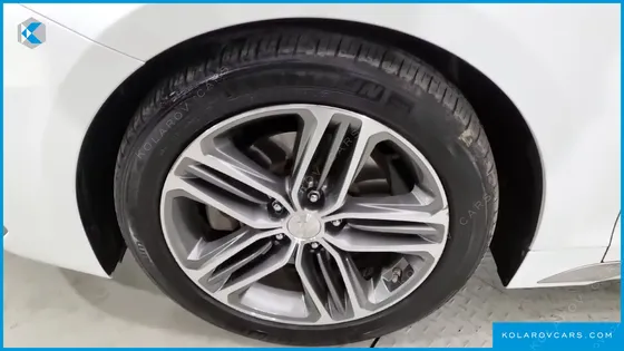 HYUNDAI GRANDEUR 2.2 DIESEL PREMIUM