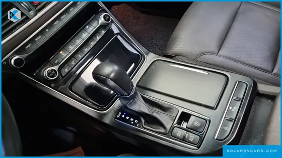 HYUNDAI GRANDEUR 2.2 DIESEL PREMIUM
