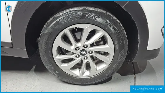 HYUNDAI TUCSON DIESEL 1.7 2WD