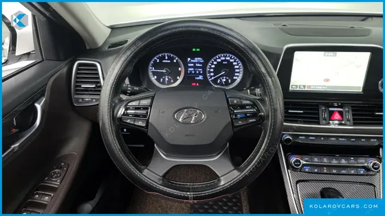 HYUNDAI GRANDEUR 2.2 DIESEL PREMIUM