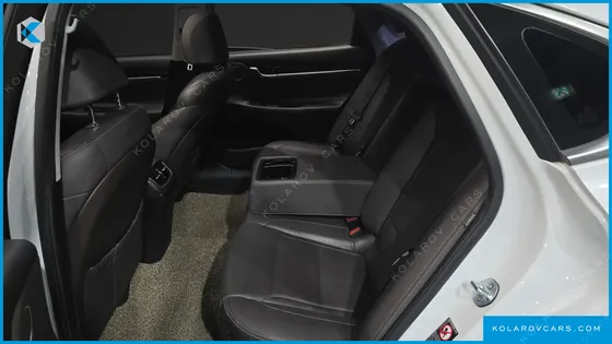 HYUNDAI GRANDEUR 2.2 DIESEL PREMIUM