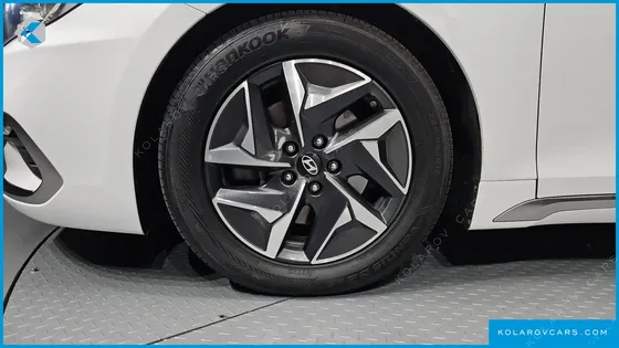HYUNDAI GRANDEUR 3.0 EXCLUSIVE