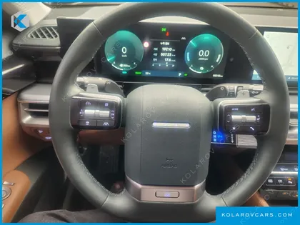 HYUNDAI GRANDEUR PREMIUM
