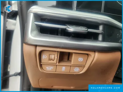 HYUNDAI GRANDEUR PREMIUM
