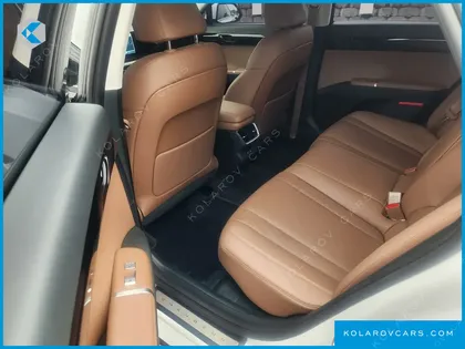 HYUNDAI GRANDEUR PREMIUM