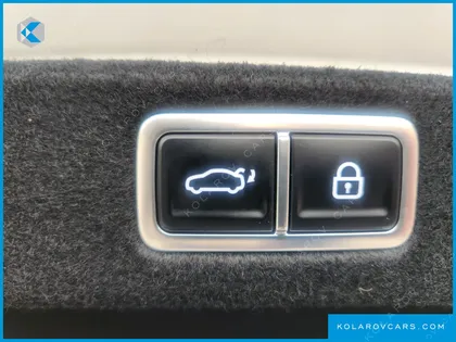 HYUNDAI GRANDEUR PREMIUM