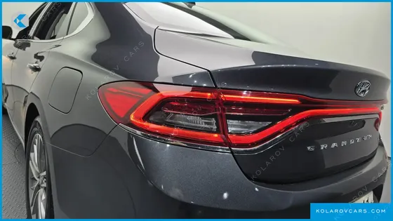 HYUNDAI GRANDEUR 2.4 PREMIUM