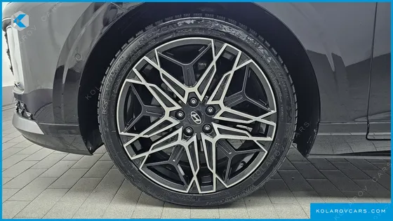 HYUNDAI GRANDEUR EXCLUSIVE