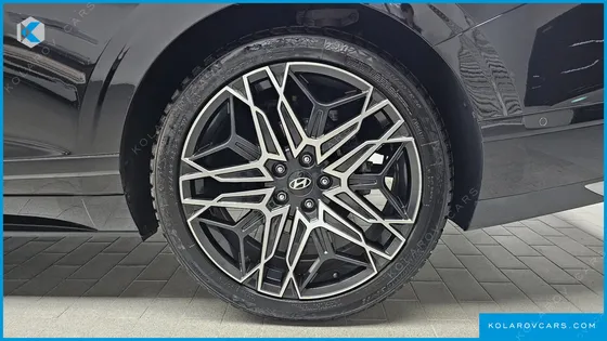HYUNDAI GRANDEUR EXCLUSIVE