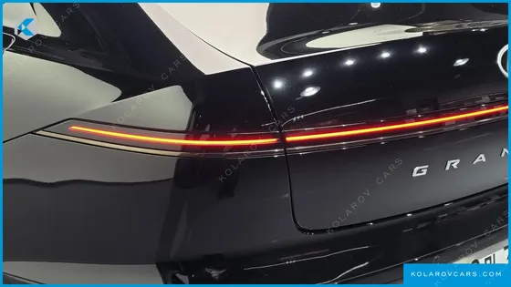 HYUNDAI GRANDEUR CALLIGRAPHY