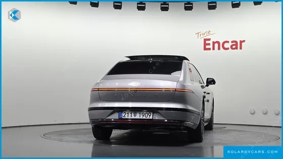 HYUNDAI GRANDEUR CALLIGRAPHY