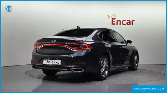 HYUNDAI GRANDEUR 2.4 PREMIUM