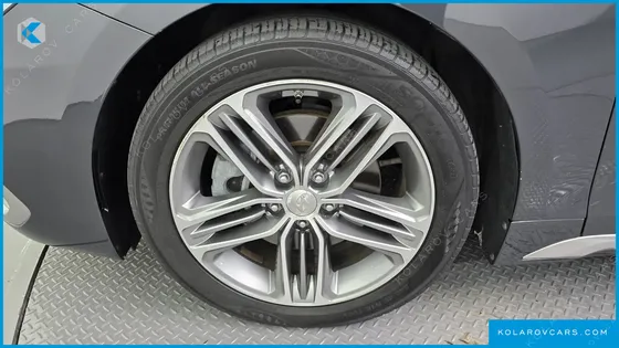 HYUNDAI GRANDEUR 2.4 PREMIUM