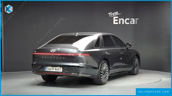 HYUNDAI GRANDEUR CALLIGRAPHY