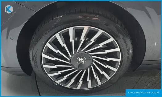 HYUNDAI GRANDEUR CALLIGRAPHY