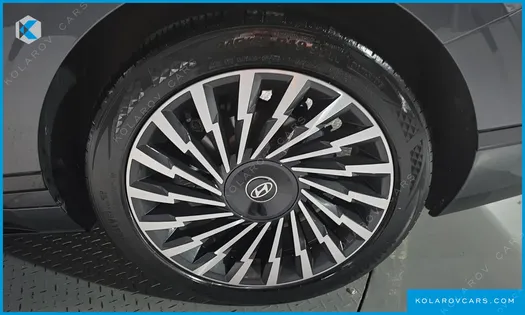 HYUNDAI GRANDEUR CALLIGRAPHY