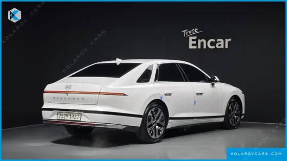 HYUNDAI GRANDEUR PREMIUM