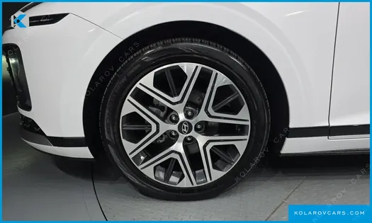 HYUNDAI GRANDEUR PREMIUM