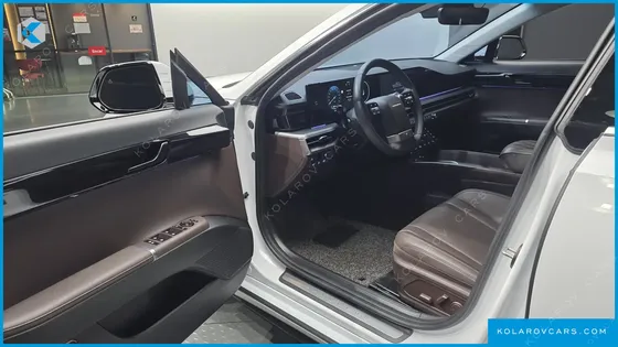 HYUNDAI GRANDEUR PREMIUM