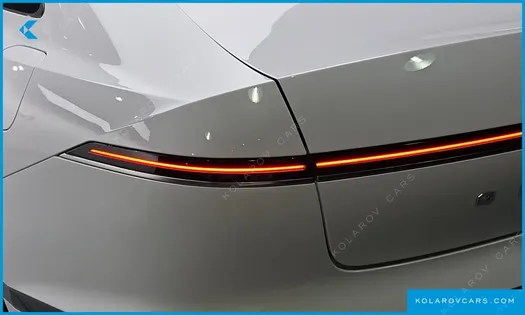 HYUNDAI GRANDEUR PREMIUM