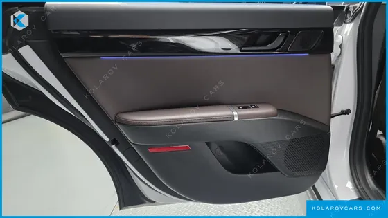 HYUNDAI GRANDEUR PREMIUM