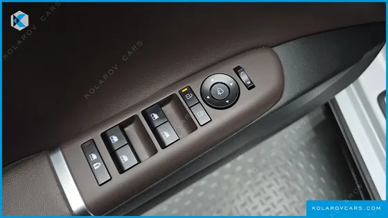 HYUNDAI GRANDEUR PREMIUM