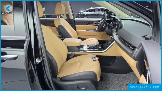 KIA CARNIVAL DIESEL 7-SEATER NOBLESSE