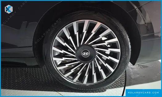 HYUNDAI GRANDEUR CALLIGRAPHY
