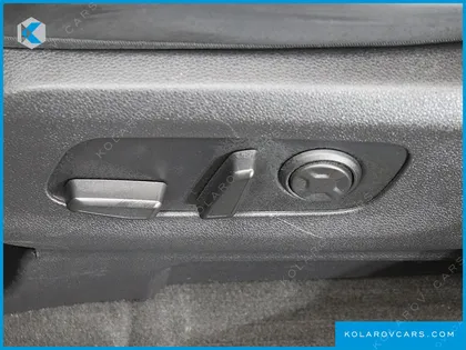 KIA CARNIVAL DIESEL 9-SEATER SIGNATURE