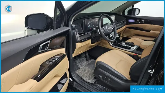 KIA CARNIVAL GASOLINE 9-SEATER SIGNATURE