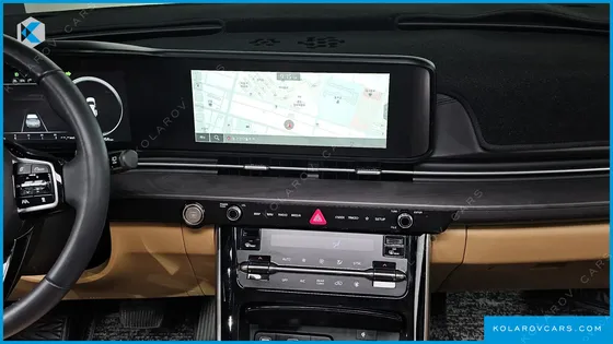 KIA CARNIVAL GASOLINE 9-SEATER SIGNATURE