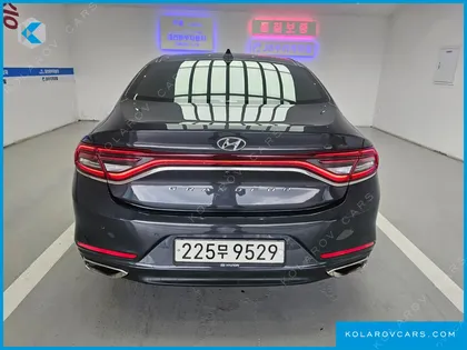 HYUNDAI GRANDEUR 2.4 PREMIUM