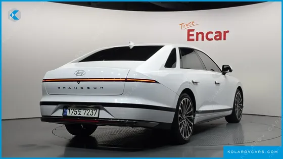 HYUNDAI GRANDEUR 2,5 GASOLINE 2WD