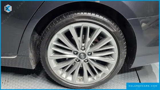 HYUNDAI GRANDEUR 3.0 EXCLUSIVE