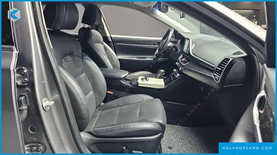 HYUNDAI GRANDEUR 2.4 PREMIUM