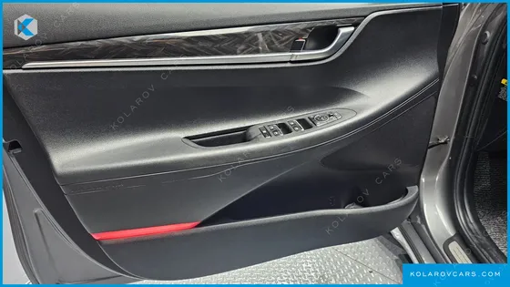 HYUNDAI GRANDEUR 2.4 PREMIUM