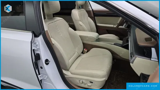 HYUNDAI GRANDEUR 2,5 GASOLINE 2WD