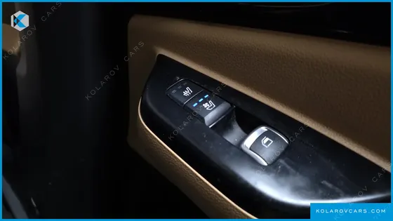 KIA CARNIVAL DIESEL 9-SEATER PRESTIGE