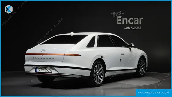 HYUNDAI GRANDEUR 2,5 GASOLINE 2WD