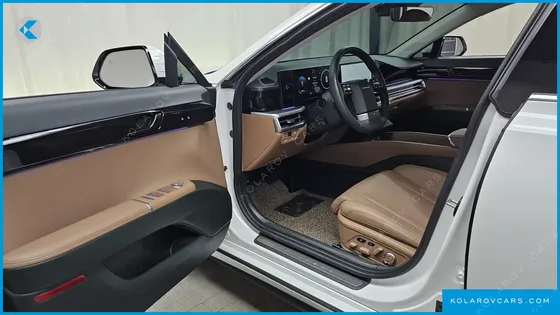 HYUNDAI GRANDEUR 2,5 GASOLINE 2WD