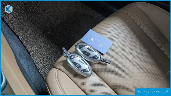 HYUNDAI GRANDEUR 2,5 GASOLINE 2WD