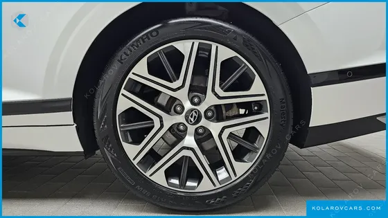 HYUNDAI GRANDEUR 2,5 GASOLINE 2WD