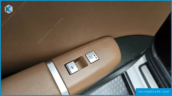 HYUNDAI GRANDEUR 2,5 GASOLINE 2WD