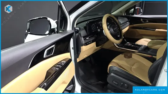 KIA CARNIVAL DIESEL 7-SEATER NOBLESSE