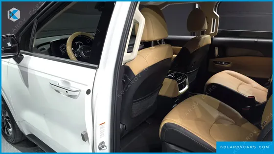 KIA CARNIVAL DIESEL 7-SEATER NOBLESSE