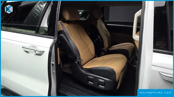 KIA CARNIVAL DIESEL 7-SEATER NOBLESSE