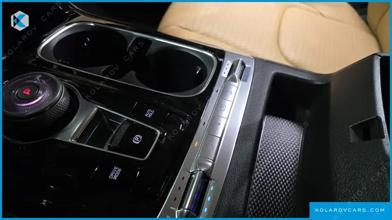 KIA CARNIVAL DIESEL 7-SEATER NOBLESSE