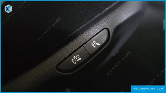 KIA CARNIVAL DIESEL 7-SEATER NOBLESSE