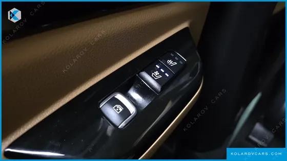 KIA CARNIVAL DIESEL 7-SEATER NOBLESSE