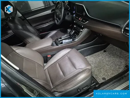 HYUNDAI GRANDEUR 2.4 PREMIUM